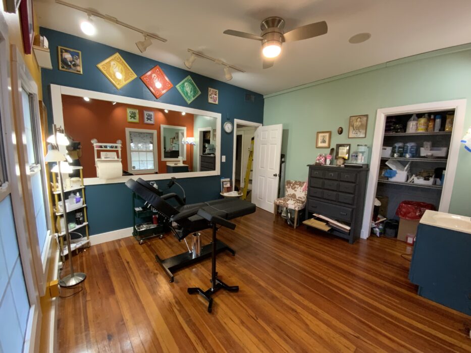 Gallery 2 - Shimmer Salon Suites Open House