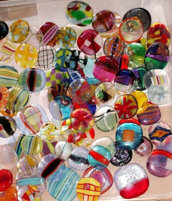 Fused Glass “Circle Club” with Newy Fagan Apr 16, 23, 30 at Chelsea Art Center